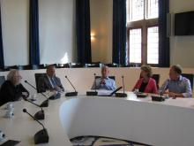 aanbieden rapport vrachtverkeer aan wethouder Harpe